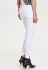 ONLY Skinny-Farkut - white