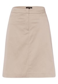 Jupe beige de longueur genou en tissu lisse, présentant une coupe droite, deux poches latérales et un design de ceinture simple.