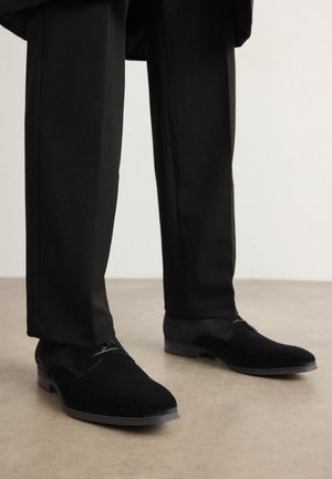 THEON - Smart lace-ups - black