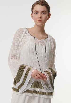 Leem PLEATED CONTRAST STRIPED - Blouse - white