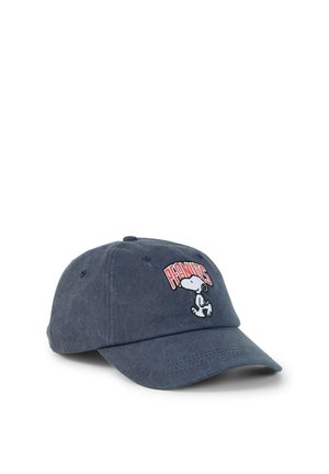 Dunkelblaue Baseballkappe mit einem bestickten Snoopy-Motiv und rotem "PEANUTS"-Text auf dem Frontpanel.