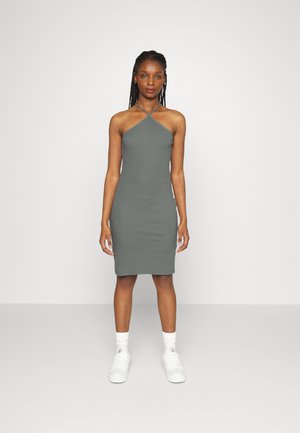 Even&Odd Petite Vestido de malha - green