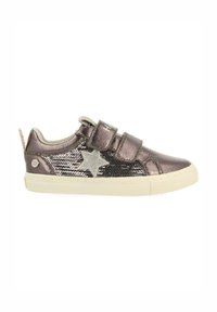 Zapatilla metálica en mauve con detalle de estrella plateada, cuerpo con lentejuelas, dos tiras ajustables de Velcro, suela de goma marfil y una pestaña en el talón en contraste.