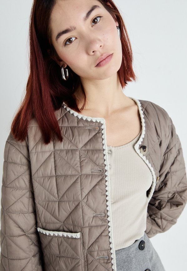 VISILLA EDGE DETAIL JACKET - Light jacket - mountain trail/birch2