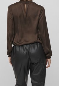 VILA Bluse - brown