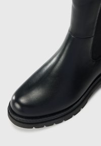Marco Tozzi Botine clasice - black