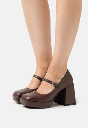 Monki, Escarpins à talons hauts - brown