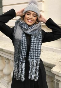 Lipsy SUPER SOFT BRUSHED REGULAR FIT - Sjal / Tørklæder - grey