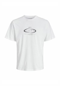 Hvid bomulds T-shirt med rund halsudskæring. Har et trykt sort og rødt logo samt tekst på forsiden. Korte ærmer, afslappet pasform.