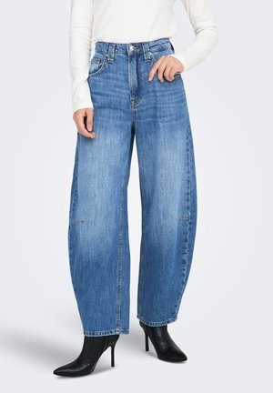 ONLY LOCKER GESCHNITTEN ONLFRANKIE HOHE TAILLE - Wide leg - medium blue denim