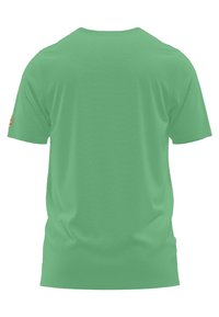 Groene t-shirt met korte mouwen van zacht materiaal. Heeft een ronde hals en een standaard pasvorm zonder zichtbare ontwerpen of patronen op de achterkant.