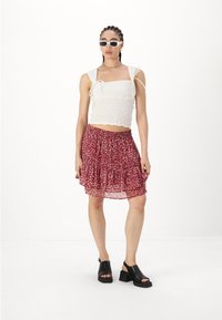 JDY JDYSIBEL SKIRT - A-vonalú szoknya - earth red