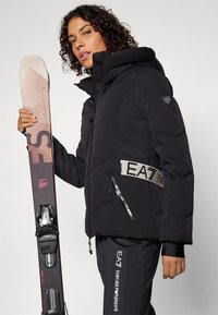 EA7 Emporio Armani KITZBUHEL PROTECTUM THERMORE