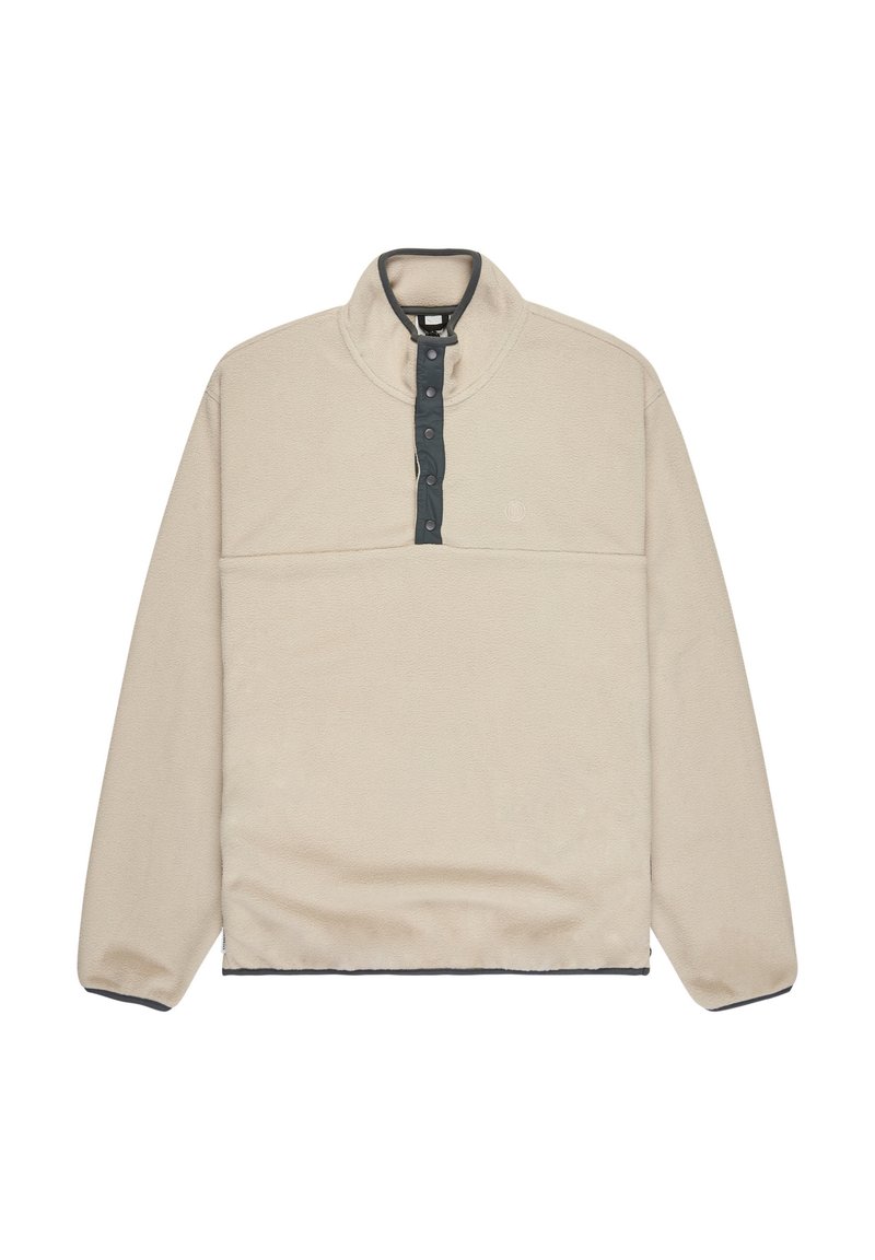 Sudadera de forro polar beige con media cremallera, presenta una tapeta de botones en azul oscuro y un dobladillo y puños en un contraste azul oscuro. Logo sutil en el pecho.