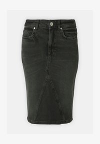 Επιλέχθηκε, washed black