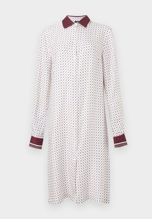 Λευκό φόρεμα πουκάμισο με μακριά μανίκια, μήκος μέχρι το γόνατο, με πουά σχέδιο σε μπλε και μπορντό, μπορντό γιακά και μανσέτες με λευκές ρίγες.