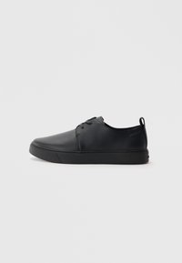 Izbrano, triple black