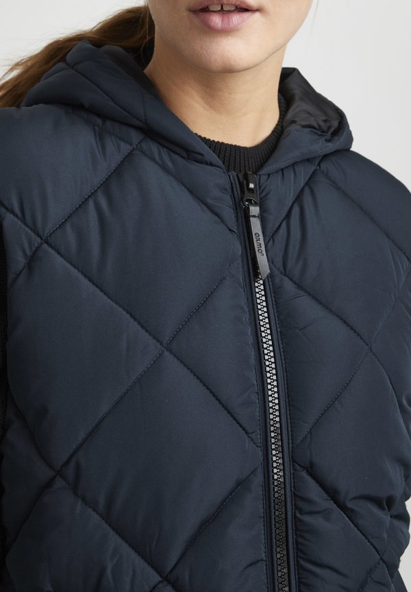 OXStana - Waistcoat - total eclipse3