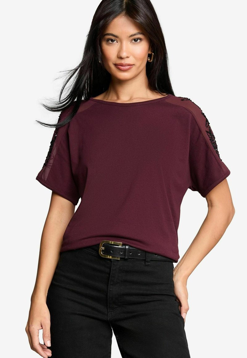 Lipsy REGULAR FIT EMBELLISHED SLEEVE - Marškinėliai su spaudiniu - red