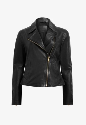 Veste de moto en cuir noir avec un col pointu, une fermeture éclair dorée asymétrique, deux poches latérales et une texture lisse.