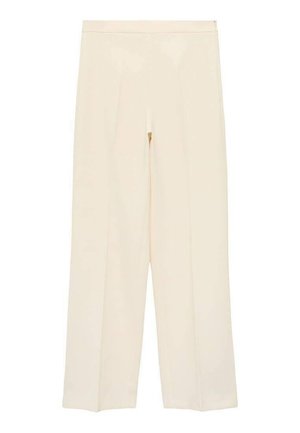 Pantalones de pierna ancha beige con una textura suave, que presentan pliegues frontales y un cierre de cremallera oculto en la cintura.