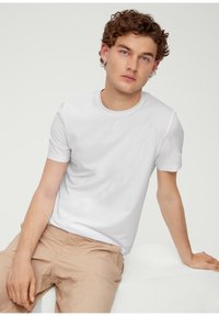 s.Oliver STRETCH - T-Shirt basic - weiß
