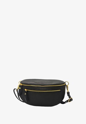 Sac en cuir noir avec texture granuleuse. Il dispose de deux zips dorés à l'avant et d'une bandoulière amovible. Forme arrondie, design compact.
