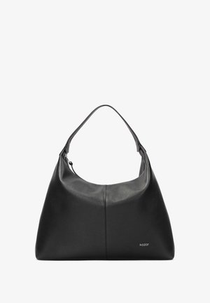 Geantă din piele neagră cu o formă rotundă, curea de umăr unică și o suprafață texturată. Prezintă un logo subtil în colțul din dreapta jos.