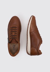 KangaROOS Sneaker low - camel