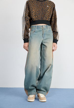 adidas Originals Džinsi ar platām starām - indigo denim