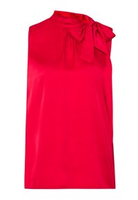 Haut sans manches en satin rouge avec un col haut, orné d'un nœud sur l'épaule gauche et une texture lisse et brillante.