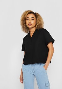 Urban Classics - RESORT - Button-down blouse - black Thumbnail Image 1