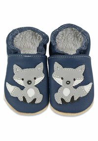 Marine leren babyslippers met grijze vos applicatie. Bevat een zachte, pluizige binnenkant, een elastische enkel en een gegoten rubberen zool voor grip.