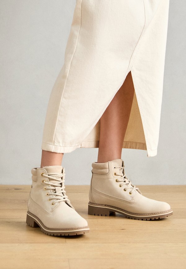 Winter boots - antelope3