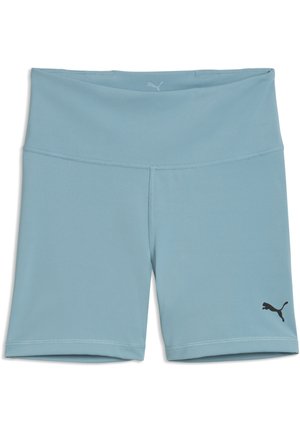 Hellblaue, hoch geschnittene Sportshorts mit flachen Nähten und schwarzem Puma-Logo am unteren linken Bein.