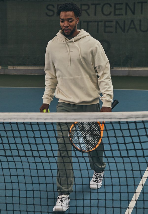 CLASSIC HOODIE - Hoodie - birch3