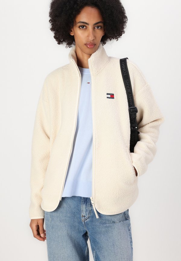 Fleece jacket - newsprint2