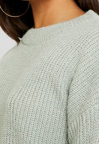 Vero Moda Petite Svetr - green
