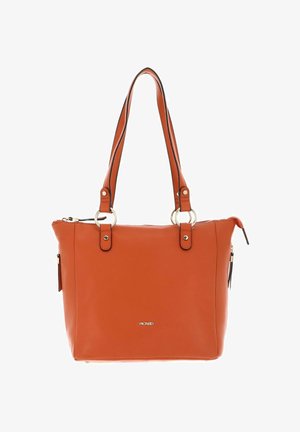 Sac à main synthétique orange avec poignées doubles, quincaillerie dorée, fermeture éclair et poche latérale. Surface texturée avec un subtil éclat.