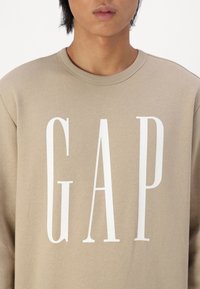 GAP Sweatshirt - khaki