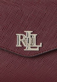 Lauren Ralph Lauren CROSSHATCH LEATHER SMALL FARRAH SATCHEL - Handtasche - dark garnet