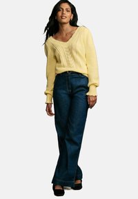 Unausgewählt, lemon yellow