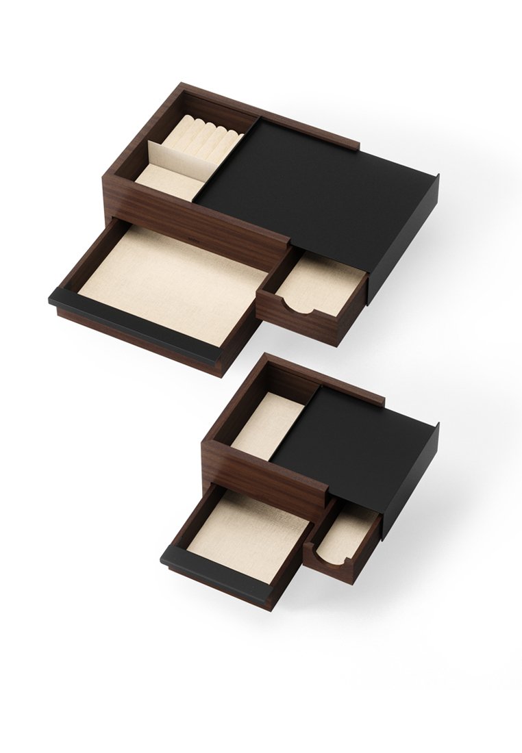 Umbra Jewellery storage dark brown