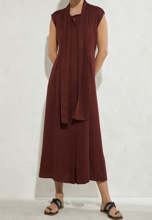 Robe longue - bordeaux