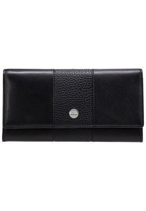 Cartera de cuero negro con un diseño liso y texturizado, acento de logo metálico, con forma rectangular y cierre tipo solapa.