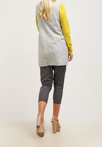 VILA Väst - mottled light grey