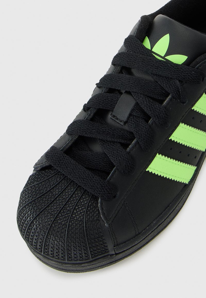 adidas gazelle silver green womens SUPERSTAR II 