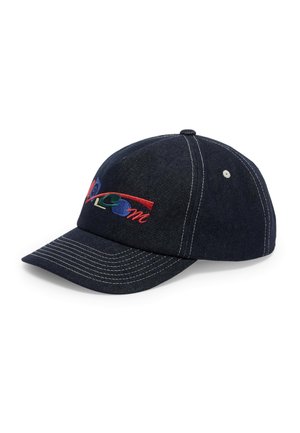 Casquette de baseball en denim bleu foncé avec un motif abstrait coloré brodé à l'avant et des surpiqûres blanches sur la visière et les panneaux.