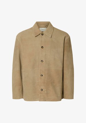 Barna színű velúr dzseki hosszú ujjakkal, gallérral és öt, középen végighúzódó gombbal elöl.