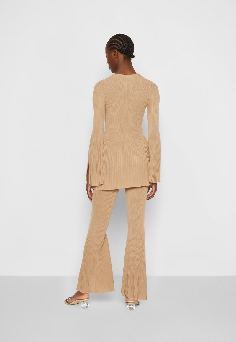 Damen Bekleidung | Cult Gaia DALIA PANT Stoffhose sand - HV63776 Damen Bekleidung | Cult Gaia DALIA PANT Stoffhose sand - HV63776